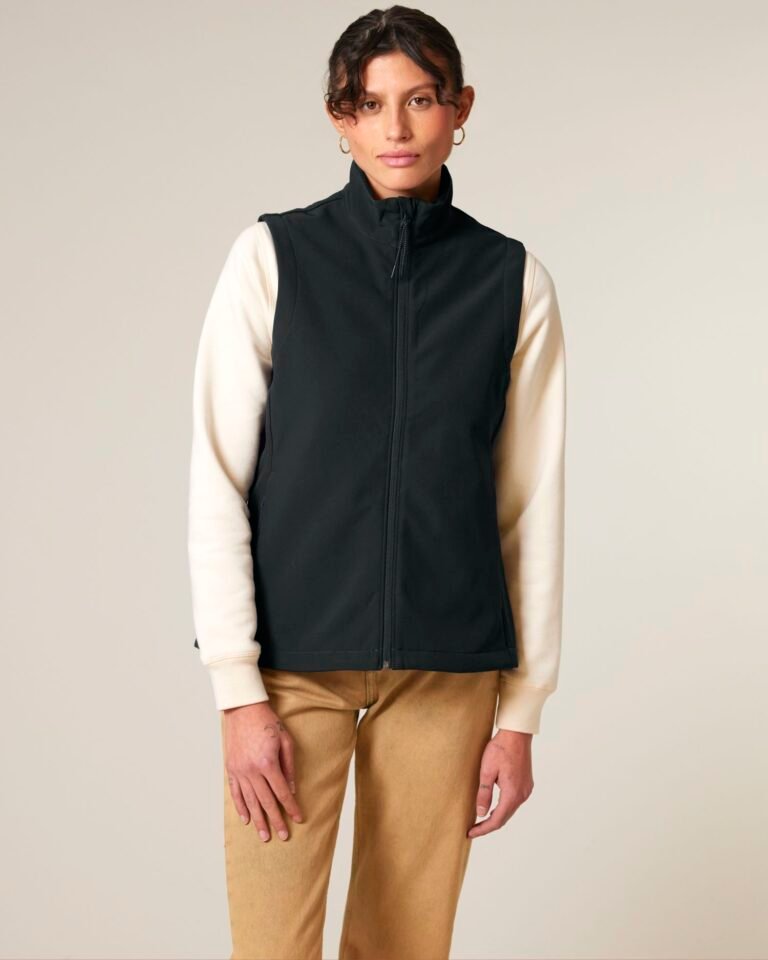 Stella Trail Blazer - Black Studio Front